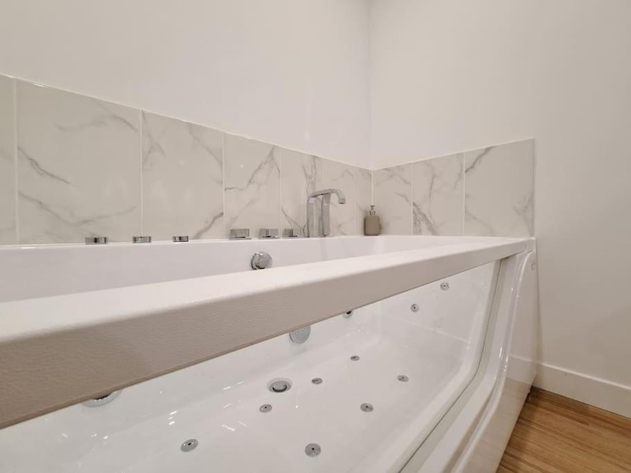 Turin, Appartement Neuf Ρενς Εξωτερικό φωτογραφία